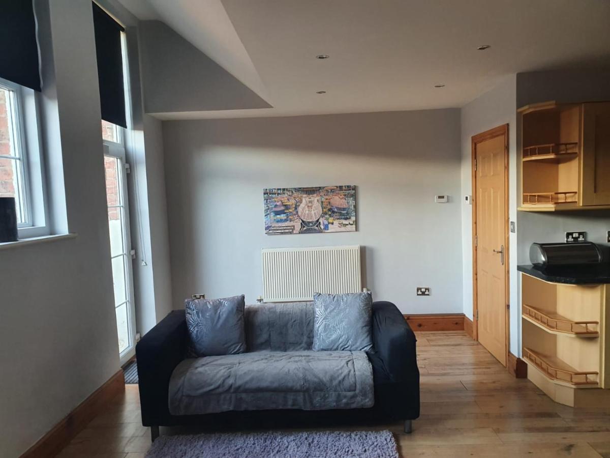 Spacious 2 Bed Appartment Next To Bae With Spa Bath バロー・イン・ファーネス エクステリア 写真